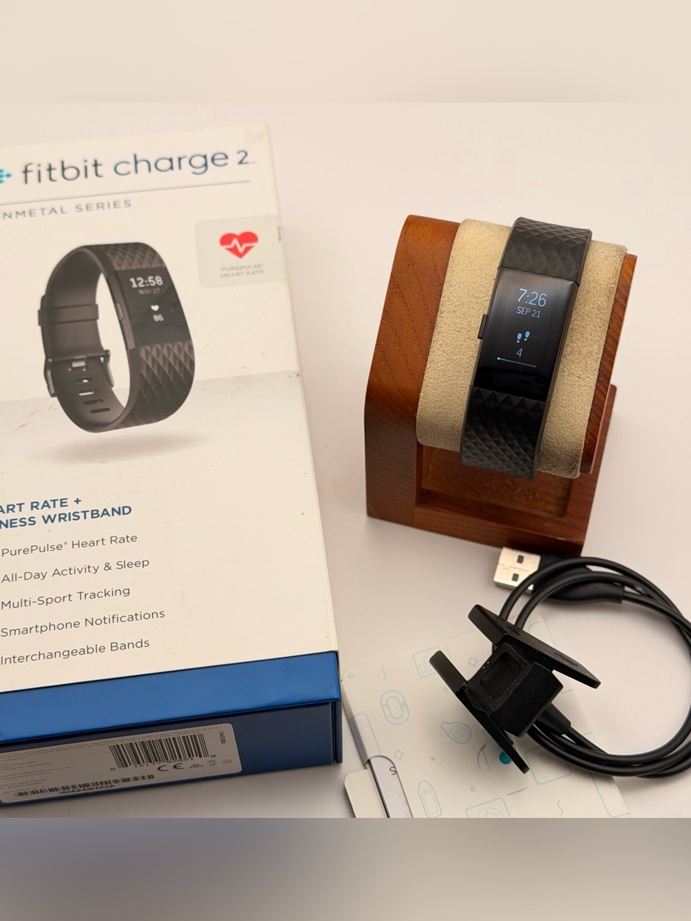 Fitbit Charge 2, Gunmetal Edition, Full Set, Tested, Charger Included, Black